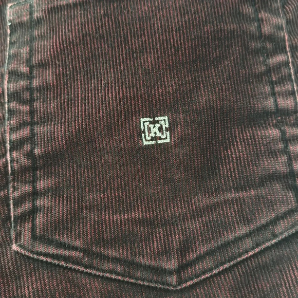 Erik Ellington Krew Short in Maroon Velvety Corduroy Knee Length Size 28 - Picture 8 of 11